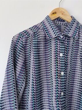 Vintage Geometric Multi-Stripe Patterned Button-Up Shirt - Blue & Purple